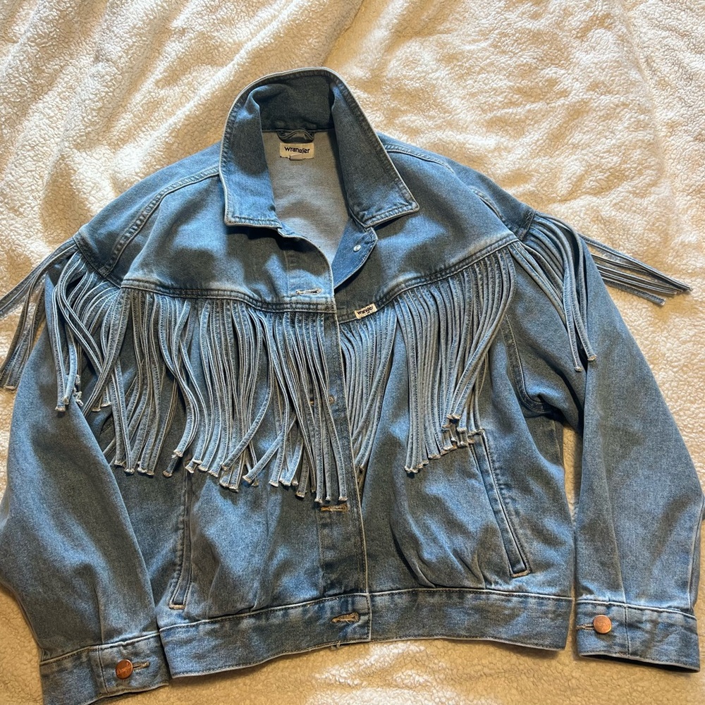 Wrangler Blue Western Fringe Jean Jacket sz L NEW